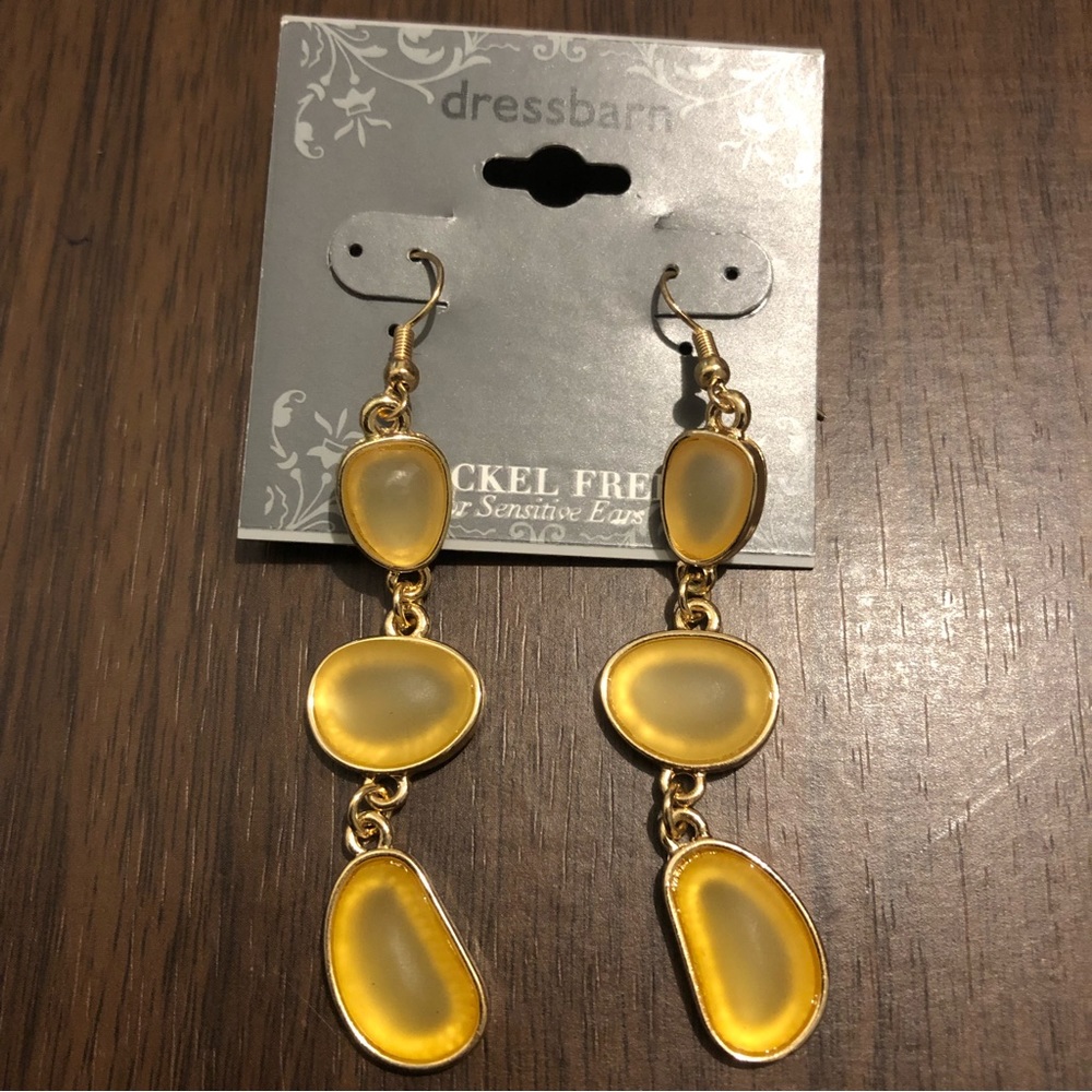 Dress Barn 2” Gold Tone Yellow stones Drop Dangle earrings #B49